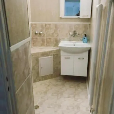 арена 5+1 човека Burgas City